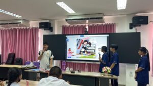 โรงเรียนเทศบาล 5 เด่นห้า จ. เชียงราย จัดกิจกรรมให้ความรู้เพื่อการขับเคลื่อนเมืองรู้เท่าทันสื่อ แก่นักเรียนระดับชั้นมัธยมศึกษาตอนต้นและปลาย รวม 80 คน วันที่ 4 และวันที่ 6 กันยายน 2566
