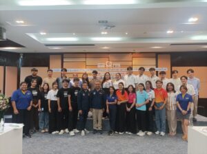 วันที่ 18 -19 พฤษภาคม 2567 มูลนิธิอินเทอร์เน็ตร่วมพัฒนาไทย ร่วมกับ Terre des Hommes Netherlands จัด “การประชุมติดตามผล และการอบรมพัฒนา ทักษะแกนนำเด็กและเยาวชนเพื่อป้องกันภัยทางเพศออนไลน์” ภาคเหนือ ณ ห้องวชิรธาร โรงแรม ฮอลิเดย์ การ์เด้น จังหวัดเชียงใหม่