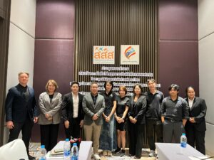 สพธอ. ขับเคลื่อนนโยบายเชิงรุก ถกคณะทำงานฯ ยกร่างแนวปฏิบัติยกระดับ “ดิจิทัลแพลตฟอร์ม” ดันหลัก Safety by Design มุ่งคุ้มครองเด็กและเยาวชนไทย เมื่อวันที่ 13 พฤษภาคม พ.ศ. 2569 ณ โรงแรมทีเค. พาเลซ แอนด์ คอนเวนชั่...